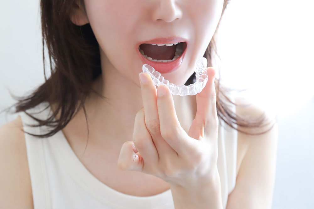 美しい歯並びと、健康なお口の機能を目指す成人矯正